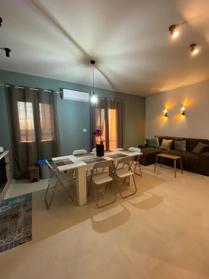 Viole Di Mare Guest House Сан-Леоне Экстерьер фото